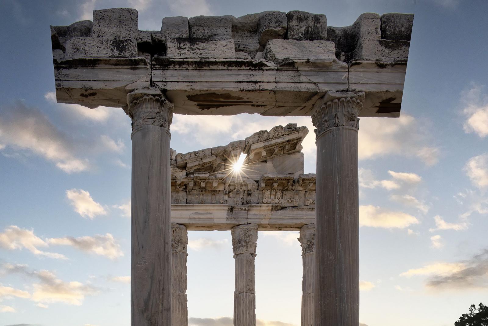 Image copyright Cem Yaşin